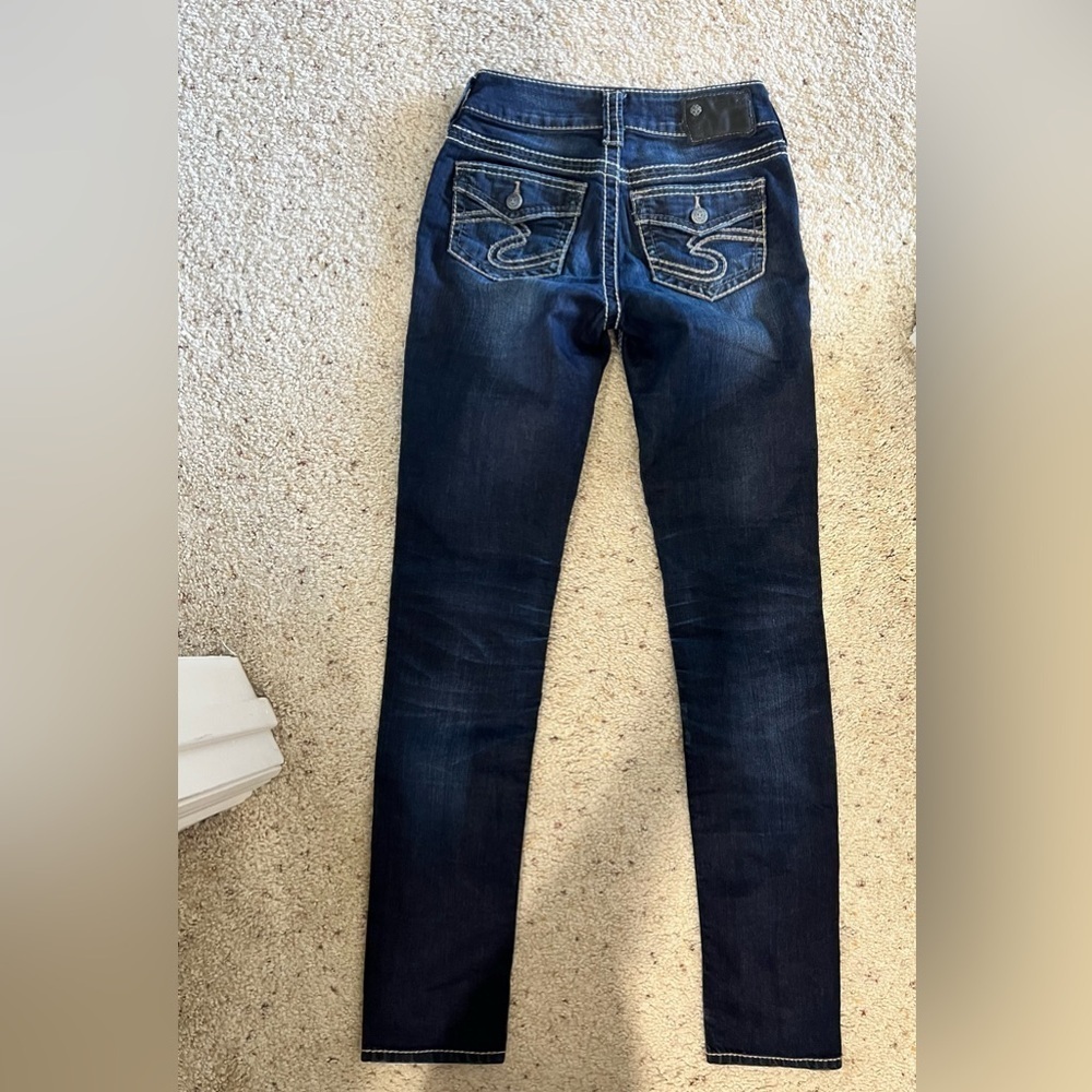 Women’s silver jeans SUKI skinny 24/31 - Picture 2 of 7